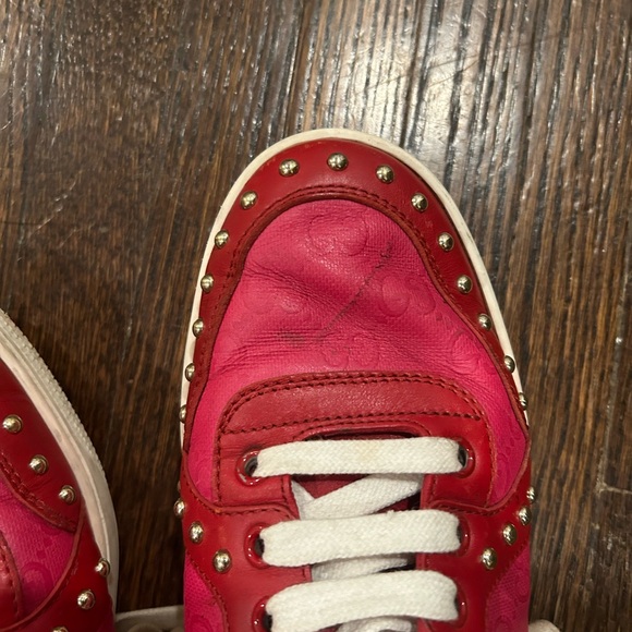 Gucci Dapper Dan Two Toned Sneakers - Picture 4 of 12